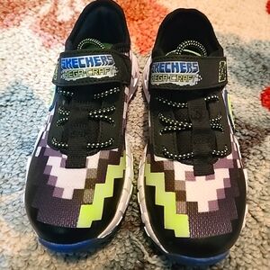 Skechers Minecraft Boys Size 13 Shoe